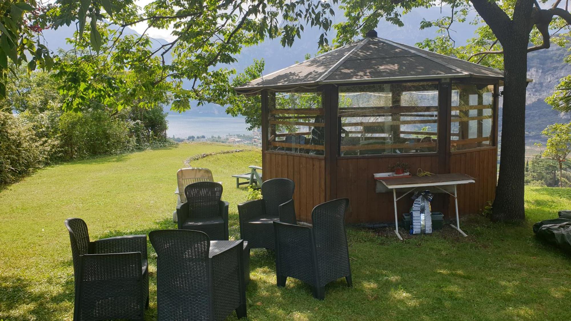 Appartamenti Nido D'Aquila Torbole Sul Garda Exterior foto